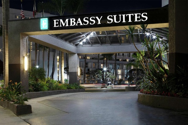 Embassy Suites By Hilton Hotel Los Angeles-International Airport North image 2